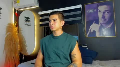 natan_77 online show from February 23, 2025, 2:18 am