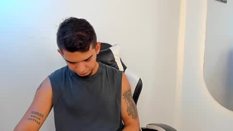 natan_77 online show from October 23, 2025, 3:11 pm