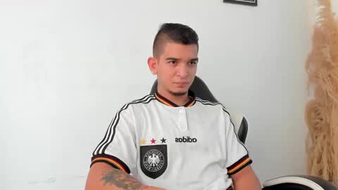 natan_77 online show from November 15, 2025, 3:08 pm