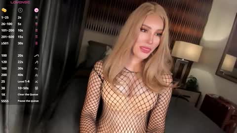 Natasha online show from March 5, 2026, 2:40 am