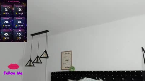 Natasha online show from February 2, 2025, 4:05 am