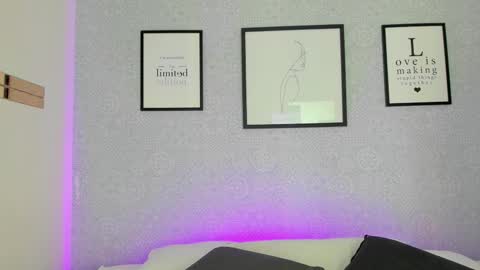  Natasha  online show from November 26, 2025, 12:39 pm