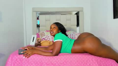 SARA online show from October 21, 2025, 1:06 am