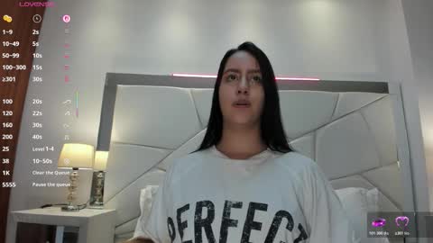 natasha kiim online show from November 17, 2025, 12:49 am