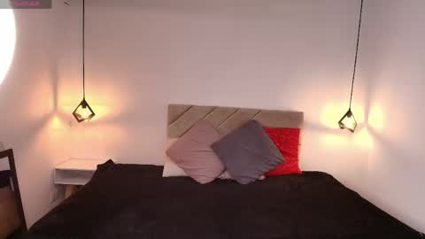 N A T A S H A online show from April 22, 2026, 8:10 pm