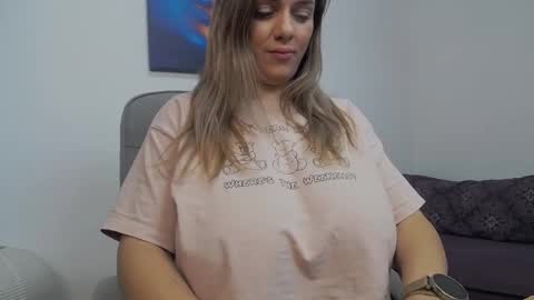 natashaboobs online show from December 17, 2024, 6:45 am