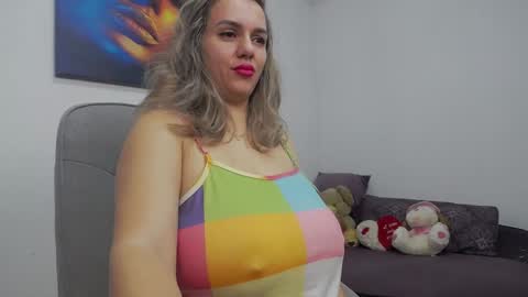 natashaboobs online show from March 4, 2025, 6:47 am