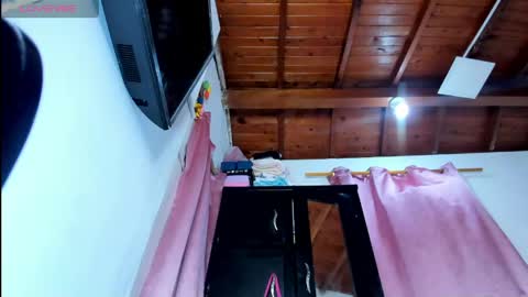 Natashafantasy online show from June 7, 2026, 3:43 am