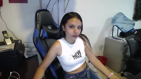Snapshot of natashax_hot chatting on February 8, 2025, 6:22 pm Natashax  online show from February 8, 2025, 6:22 pm