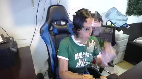 Snapshot of natashax_hot chatting on February 12, 2025, 7:35 pm Natashax  online show from February 12, 2025, 7:35 pm