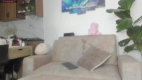 Natasha Independent model online show from October 14, 2025, 2:45 am