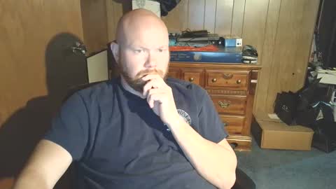 Snapshot of nate_b99 chatting on April 28, 2026, 1:26 am Nate online show from April 28, 2026, 1:26 am