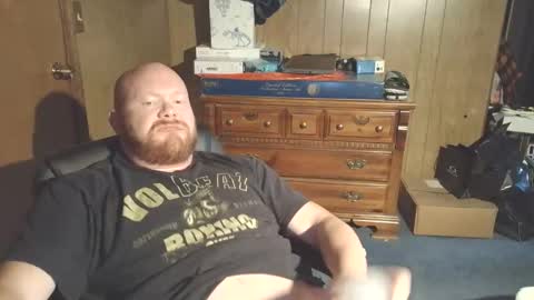 Snapshot of nate_b99 chatting on May 5, 2026, 10:40 pm Nate online show from May 5, 2026, 10:40 pm