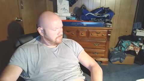 Snapshot of nate_b99 chatting on May 24, 2026, 12:43 pm Nate online show from May 24, 2026, 12:43 pm