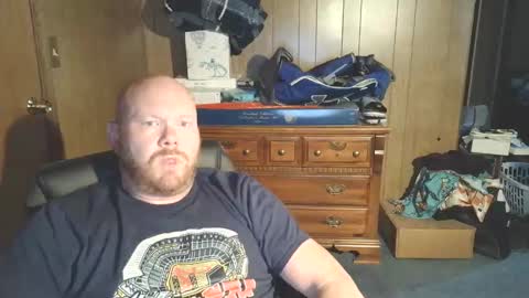Snapshot of nate_b99 chatting on May 27, 2026, 11:13 pm Nate online show from May 27, 2026, 11:13 pm