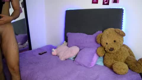 nath_and_lianx online show from May 26, 2026, 5:25 am