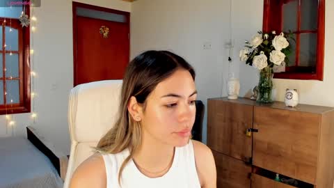 Snapshot of nathaaly_sky chatting on January 14, 2025, 10:48 am nathaly sky online show from January 14, 2025, 10:48 am