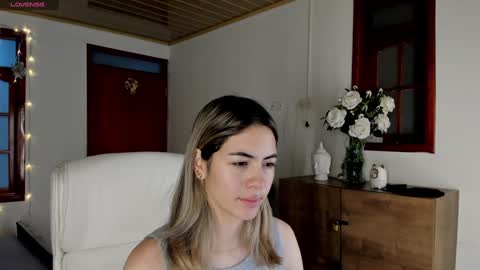 Snapshot of nathaaly_sky chatting on January 22, 2025, 10:18 am nathaly sky online show from January 22, 2025, 10:18 am