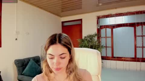Snapshot of nathaaly_sky chatting on February 13, 2025, 10:34 am nathaly sky online show from February 13, 2025, 10:34 am