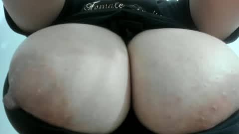     NATHALIA online show from February 20, 2025, 1:25 am