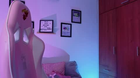 Snapshot of nathalia_ramirez_ chatting on May 1, 2026, 5:01 am Nathalia Ramirez online show from May 1, 2026, 5:01 am