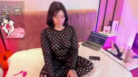 Snapshot of nathalia_stone chatting on March 9, 2025, 12:00 am nathalia_stone online show from March 9, 2025, 12:00 am