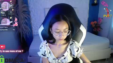nathaliasweet_1_ online show from February 10, 2025, 5:19 pm