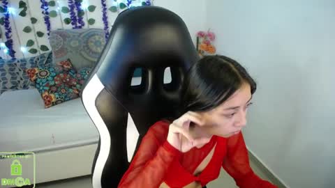 nathaliasweet_1_ online show from April 4, 2026, 3:09 pm