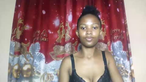 nathalie004 online show from December 4, 2025, 6:23 am