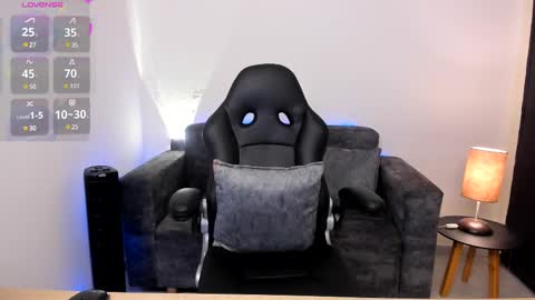 Snapshot of nathalie_29 chatting on February 20, 2025, 7:19 pm NATHALIE online show from February 20, 2025, 7:19 pm