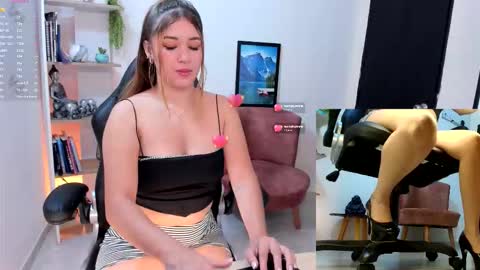 Snapshot of nathalie_29 chatting on September 13, 2025, 10:48 am NATHALIE online show from September 13, 2025, 10:48 am