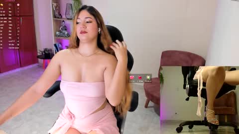 Snapshot of nathalie_29 chatting on November 24, 2025, 11:43 am NATHALIE online show from November 24, 2025, 11:43 am