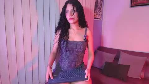 Snapshot of nathaly_evans18 chatting on March 17, 2026, 5:22 am nathaly_evans18 online show from March 17, 2026, 5:22 am