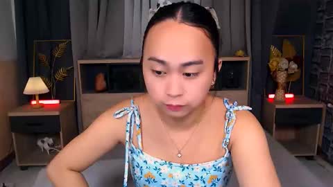 SWEET NATHALYA online show from September 12, 2025, 11:37 pm