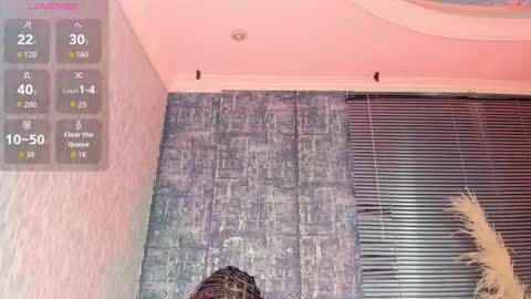        online show from November 30, 2025, 8:13 pm