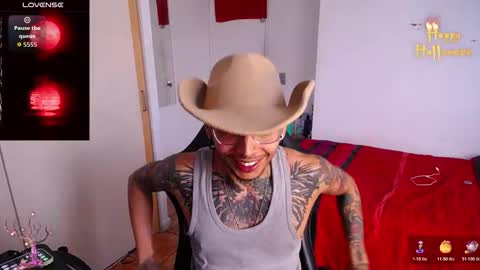nathan_aress6666 online show from October 31, 2025, 9:49 pm
