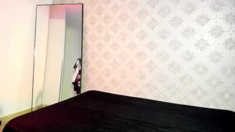 nathan_baker__ online show from November 26, 2025, 11:33 am