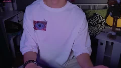 Snapshot of nathanbruce chatting on November 8, 2025, 3:56 pm N A T H AN online show from November 8, 2025, 3:56 pm