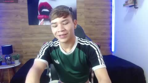 Snapshot of nathanclay chatting on May 15, 2026, 1:07 pm nathanclay online show from May 15, 2026, 1:07 pm