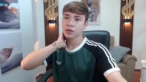 Snapshot of nathanclay chatting on June 11, 2026, 12:58 pm nathanclay online show from June 11, 2026, 12:58 pm