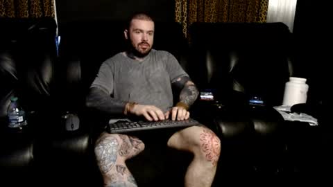 Snapshot of nathaniel_13 chatting on June 17, 2026, 1:08 am NathanielFlex online show from June 17, 2026, 1:08 am