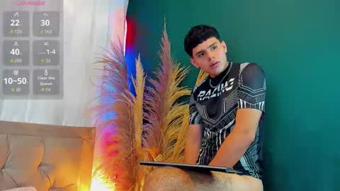 Nathaniel Park online show from October 14, 2025, 4:57 am