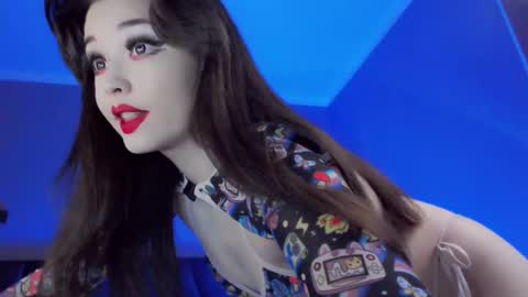 natsumi18 online show from February 21, 2025, 4:51 am