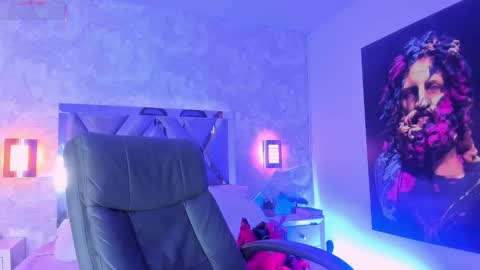 Natalia online show from February 28, 2026, 4:02 am