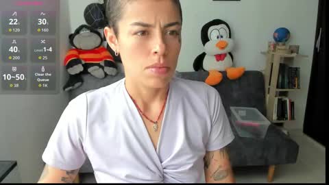 natt_op online show from October 10, 2025, 7:46 pm