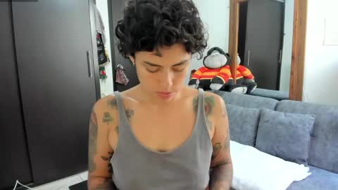 natt_op online show from April 22, 2026, 1:56 pm