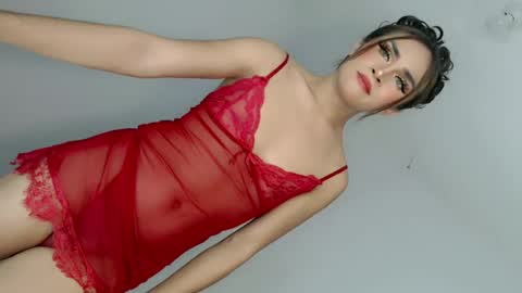 Snapshot of nattayah chatting on June 16, 2026, 6:27 am Nathalie smith online show from June 16, 2026, 6:27 am