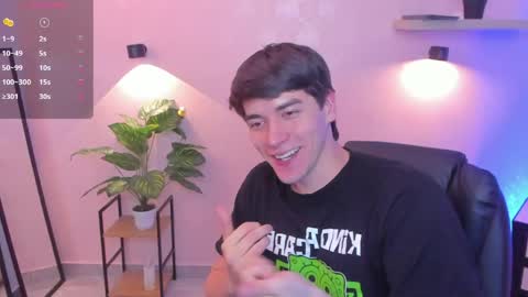 Snapshot of natte__ chatting on April 26, 2026, 10:18 pm Nathaniel online show from April 26, 2026, 10:18 pm