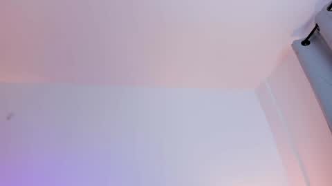 Snapshot of natty_bush chatting on June 8, 2026, 1:28 am Nathalie online show from June 8, 2026, 1:28 am