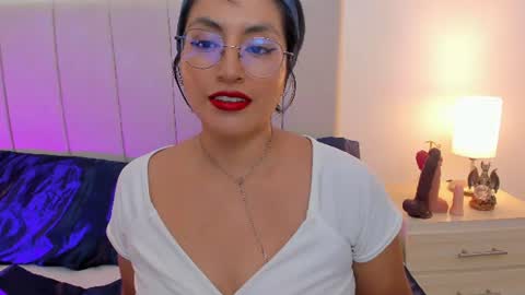 Snapshot of natty_bush chatting on June 8, 2026, 8:53 pm Nathalie online show from June 8, 2026, 8:53 pm